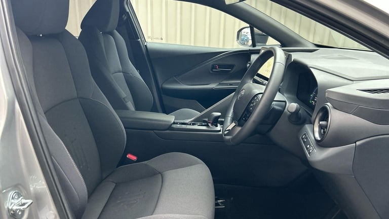2024 Toyota C-HR 1.8 Hybrid Design 5dr CVT HATCHBACK PETROL/ELECTRIC Automatic