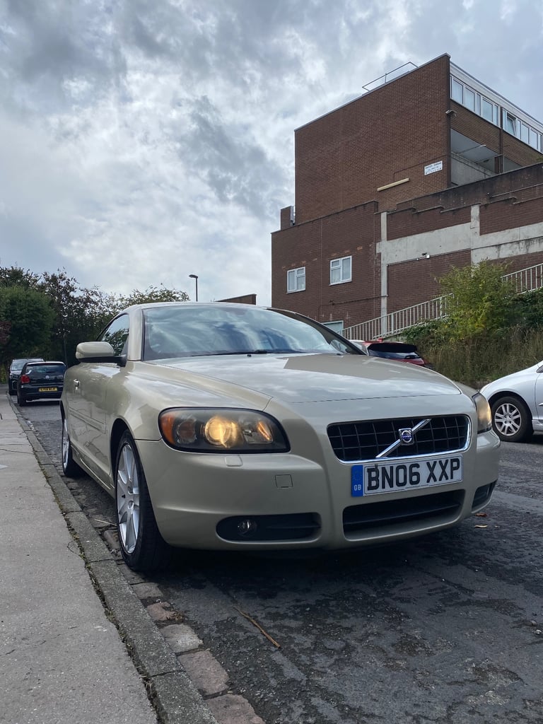 Volvo, C70, Convertible, 2006, Manual, 2435 (cc), 2 doors