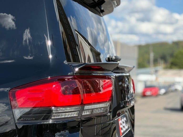 Toyota Land Cruiser 3.5 ZX TWIN TURBO