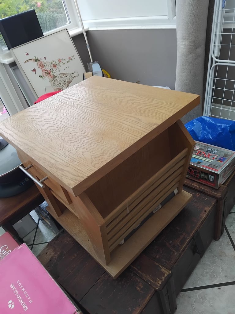 Bedside table