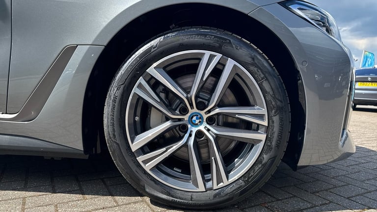 2025 BMW i4 210kW eDrive35 Sport 70kWh 5dr Auto Electric Hatchback Hatchback Electric Automatic