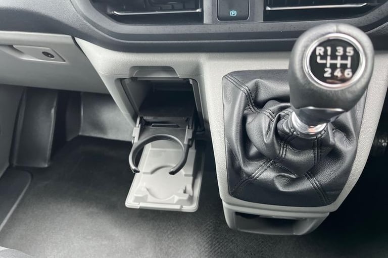 2025 Ford Transit Custom 280 Limited L2 LWB FWD 2.0 EcoBlue 136ps FRONT HEATED WINDSCREEN, CRUISE...