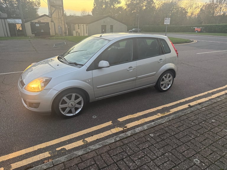 Ford, FIESTA, Hatchback, 2008, Manual, 1242 (cc), 5 doors