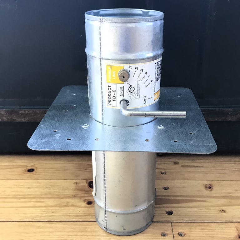 image for BSB FD-C series 100mm diameter steel fire damper, fusible link. £30 ovno. Can post.