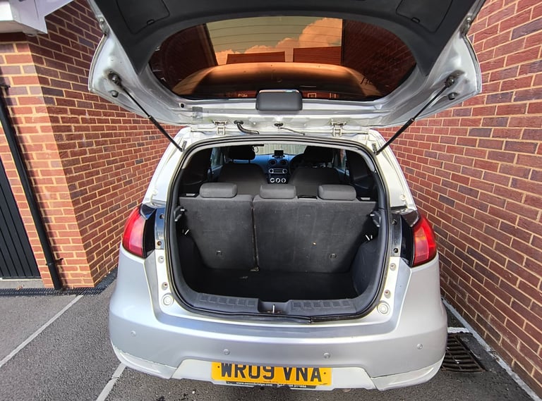 Mitsubishi COLT, Hatchback, 2009, Manual, 1332 (cc), 3 doors