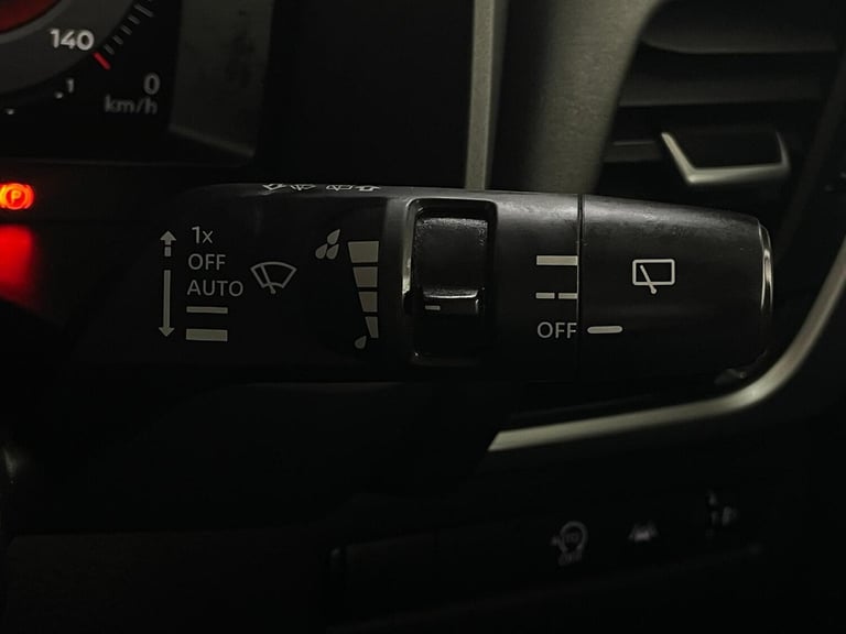 2022 Nissan Qashqai 1.3 DIG-T MHEV N-Connecta Euro 6 (s/s) 5dr HATCHBACK Petrol/Electric Hybrid M...