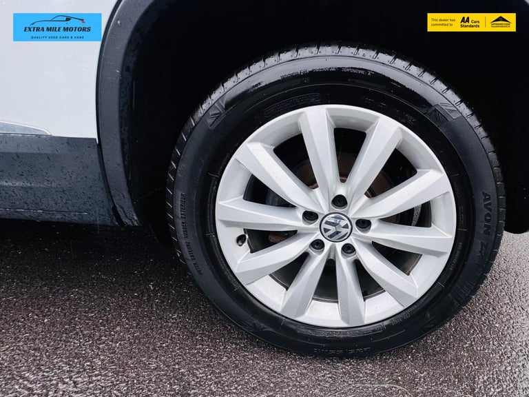 2015 Volkswagen Tiguan 2.0 TDI BlueMotion Tech Match SUV 5dr Diesel Manual 2WD Euro 5 (s/s) (140 ...