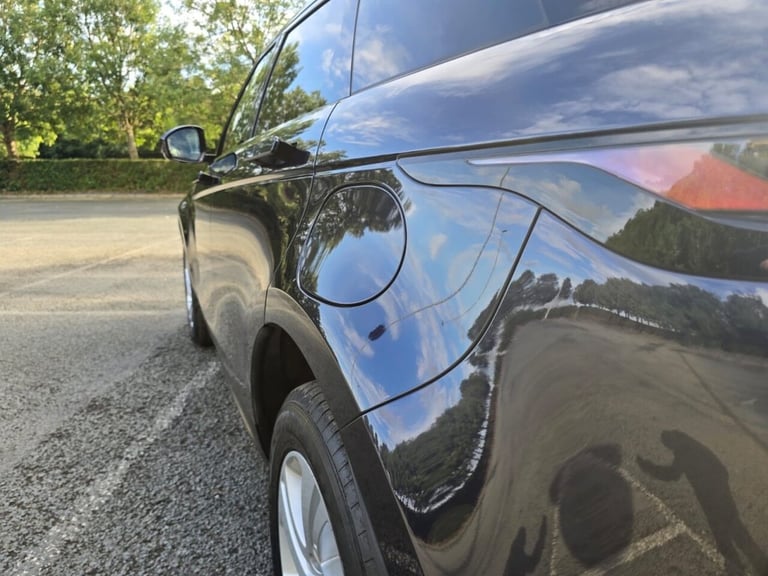 2022 Land Rover Range Rover Evoque 1.5 P300e 12.2kWh R-Dynamic S SUV 5dr Petrol Plug-in Hybrid Au...