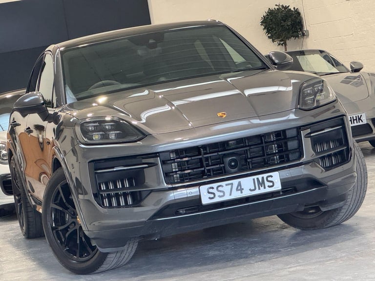 image for  Porsche Cayenne 3.0 V6 E-Hybrid 25.9kWh Coupe 5dr Petrol Plug-in Hybrid TiptronicS 4WD Euro Petr...
