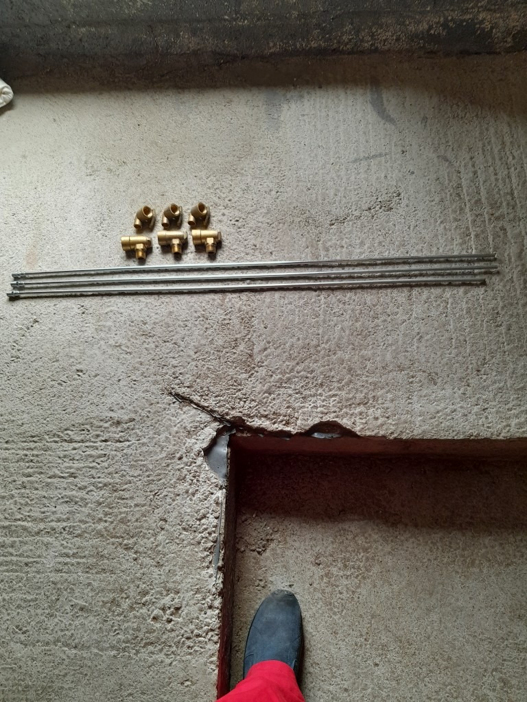  3 Gas Cooker Bayonets c/w Backplates and 3 x 8mm Chrome  Gas Fire Pipes, all new, unused