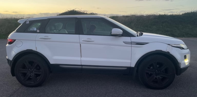 Land Rover, RANGE ROVER EVOQUE, Estate, 2012, Manual, 2179 (cc), 5 doors