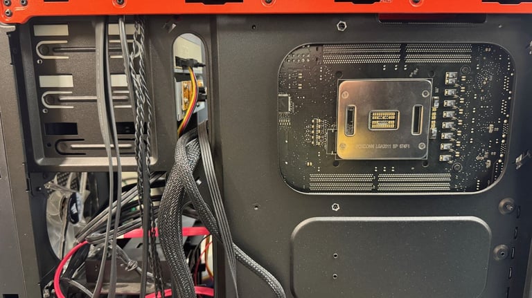Decent Workstation PC – Xeon E5-2695 v3 | 40GB DDR4 | GTX 980 | ASUS X99 | Corsair 230T Case