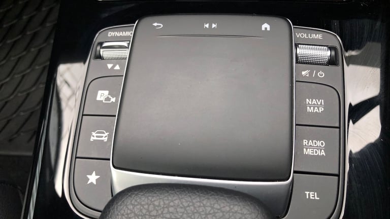 2022 Mercedes-Benz A-Class A 200 SPORT EXECUTIVE AUT Saloon Petrol Automatic