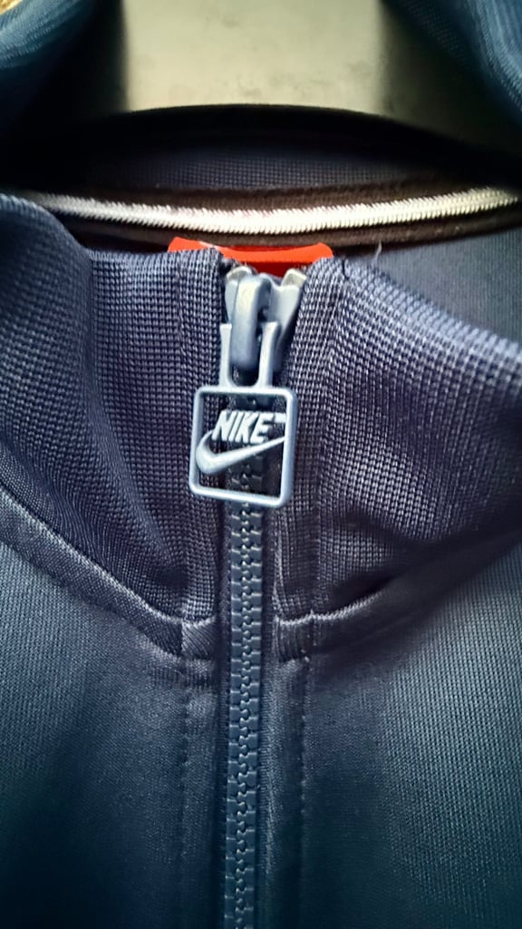 Women’s Nike Tracktop Jacket, Size Large 14-18