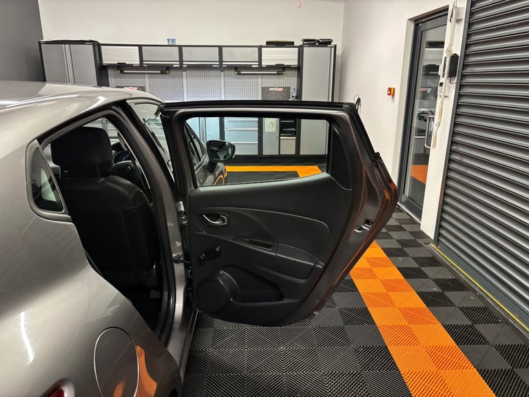 2015 Renault Clio 1.2 16V Dynamique Nav 5dr HATCHBACK Petrol Manual