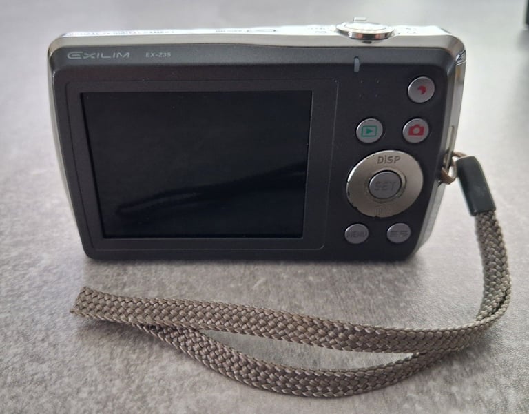 Casio Digital Camera Exilim EX-Z35 12.1MP Black C/W Case, Charger, Cards + More