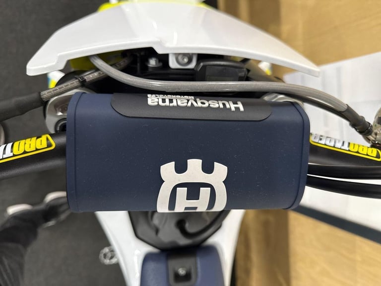 2025 Husqvarna Offroad Motorcross FC 350 Petrol white 5 Speed
