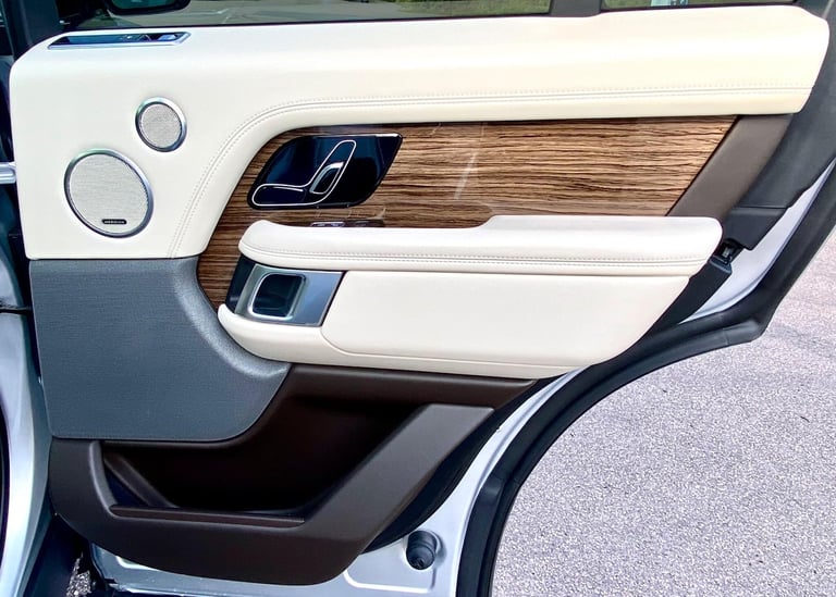 2019 Land Rover Range Rover 3.0 P400 MHEV Vogue SE Auto 4WD Euro 6 (s/s) 5dr ESTATE Petrol Automatic