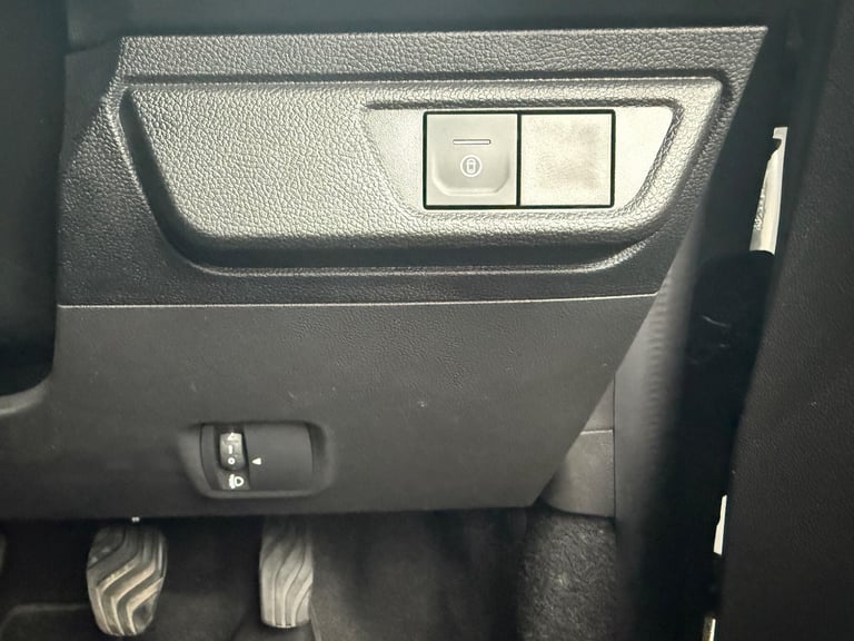 2025 Dacia Sandero Journey TCe 90 MY24 HATCHBACK Petrol Manual