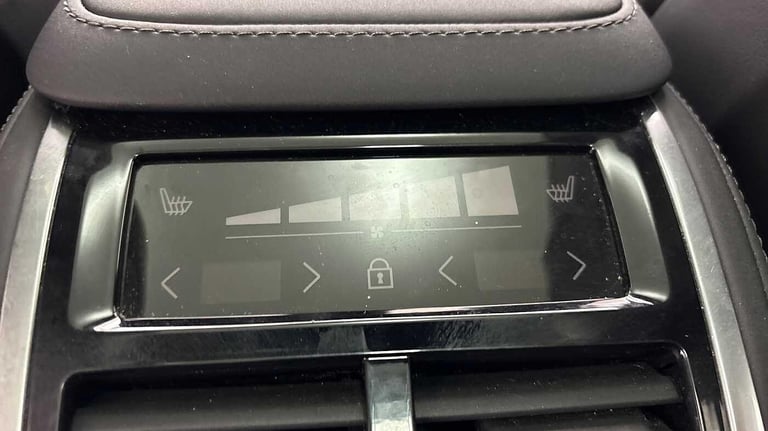 2025 Volvo XC90 Plus, T8 AWD Plug-in hybrid, Electric/Petrol, Dark, 7 Seats ESTATE Petrol/Electri...