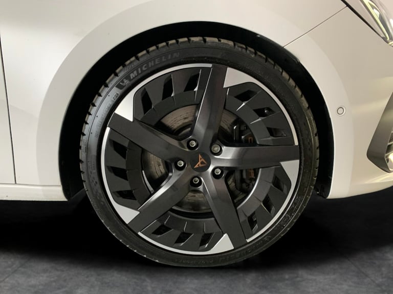 2023 Cupra Leon 2.0 TSI VZ3 Hatchback 5dr Petrol DSG Euro 6 (s/s) (300 ps) - LED - REVERSE  Hatch...