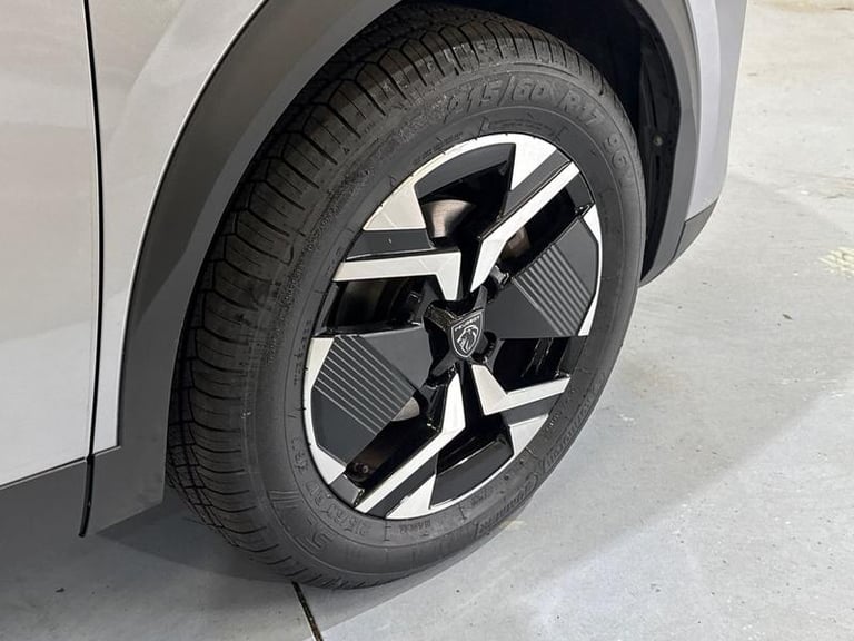 2023 Peugeot 2008 1.2 PureTech 130 Allure 5dr Manual Estate Petrol Manual