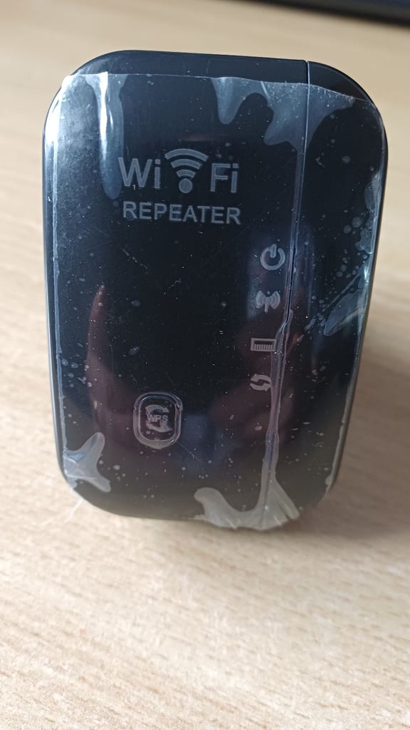 Wireless WiFi Range Extender