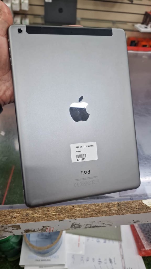 iPad Air/8th/9th/10th Gen 64GB Wifi Immaculate condition Any Color PICK UP