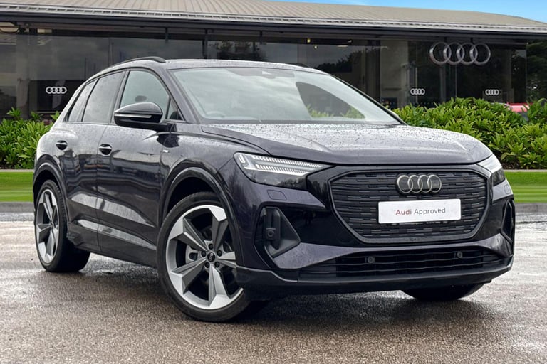 2025 Audi Q4 e-tron Q4  Black Edition 45 e-tron  210,00 kW SUV ELECTRIC Automatic