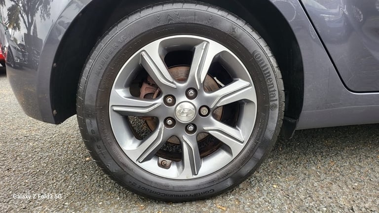 2016 Hyundai Ix20 1.4 Blue Drive Premium Hatchback 5dr Petrol Manual Euro 6 (s/s) (90 ps) Hatchba...