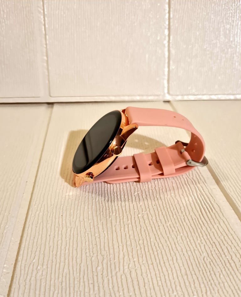 Ladies smart watch 