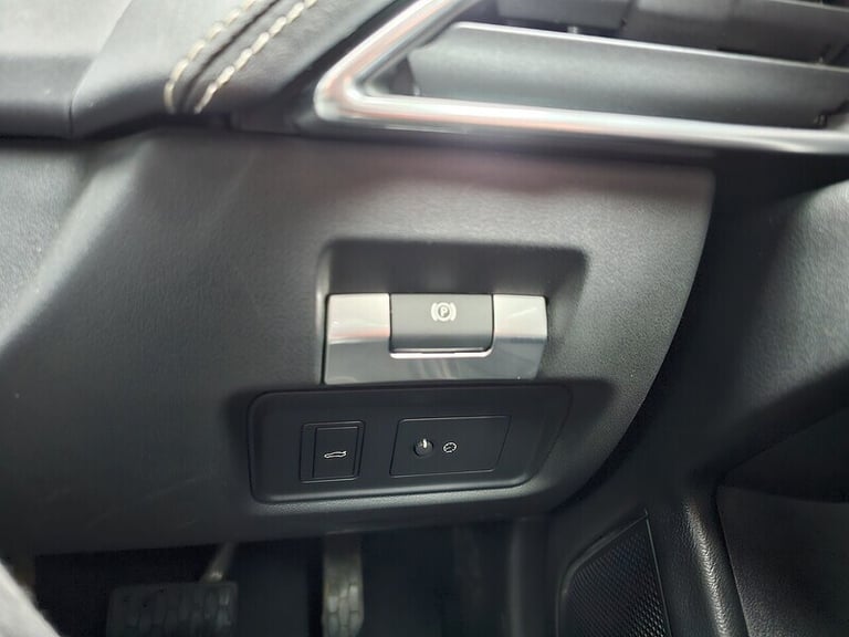 2021 Jaguar XE D200 MHEV R-Dynamic SE Saloon Diesel Automatic