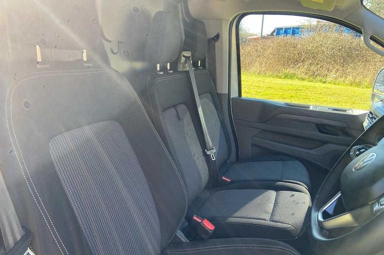2025 Volkswagen Transporter 2.0 TDI 150 Commerce Plus Van Van Diesel Manual