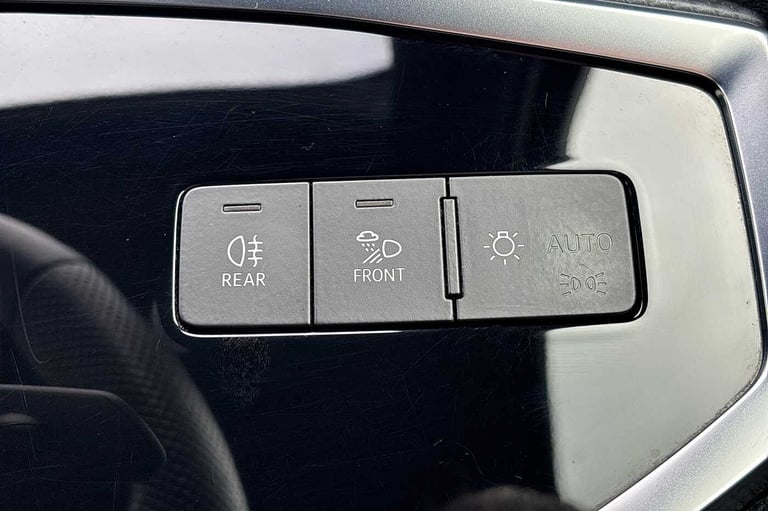 2020 Audi Q3 35 TDI Quattro S Line 5dr ESTATE DIESEL Manual