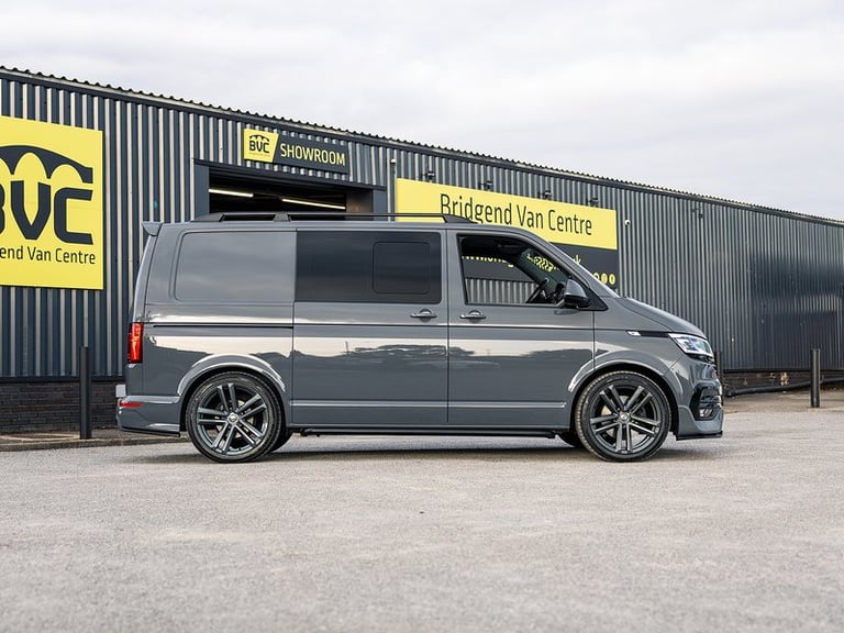 2021 Volkswagen Transporter TDI T32 Highline Combi Van Diesel Automatic