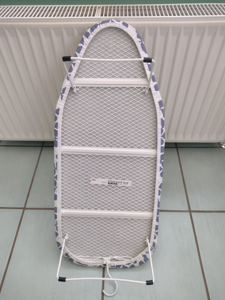 Table Top/Travel Ironing Board with tie on Cover. In excellent & clean condition!