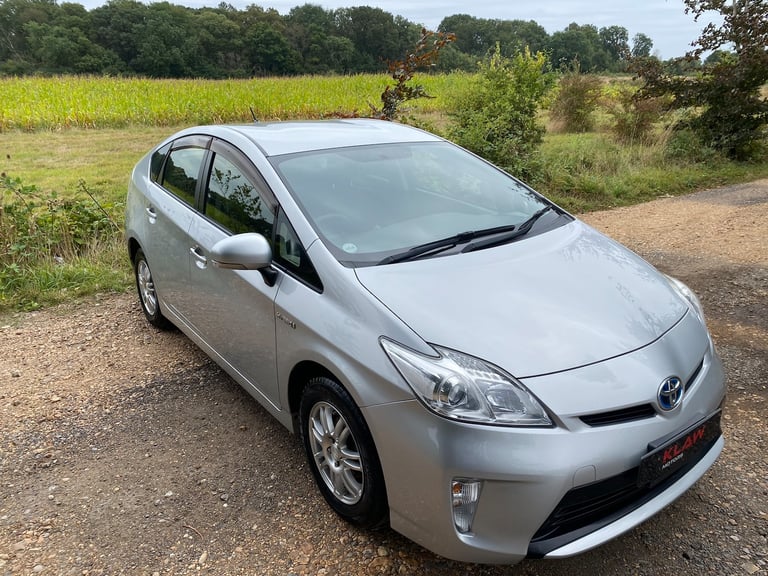 2015 Toyota Prius PRIUS T SPIRIT VVT-I CVT Hybrid