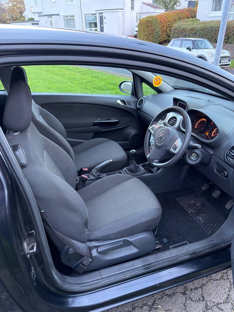 2011 Vauxhall Corsa Excite (LOW MILES)
