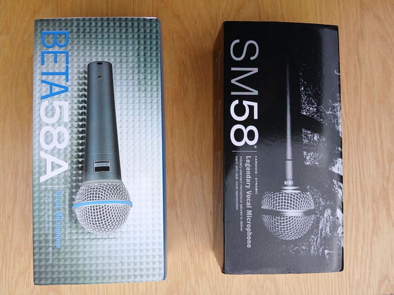 2 x Microphones NOT ORIGINAL 