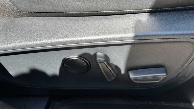 2023 Ford Kuga 2.5 FHEV Black Package Edition 5dr CVT SUV Hybrid Ele Automatic