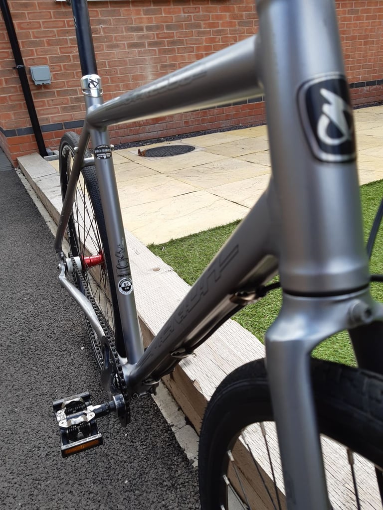 Merida S-Presso Aluminium Hybrid Bike. 