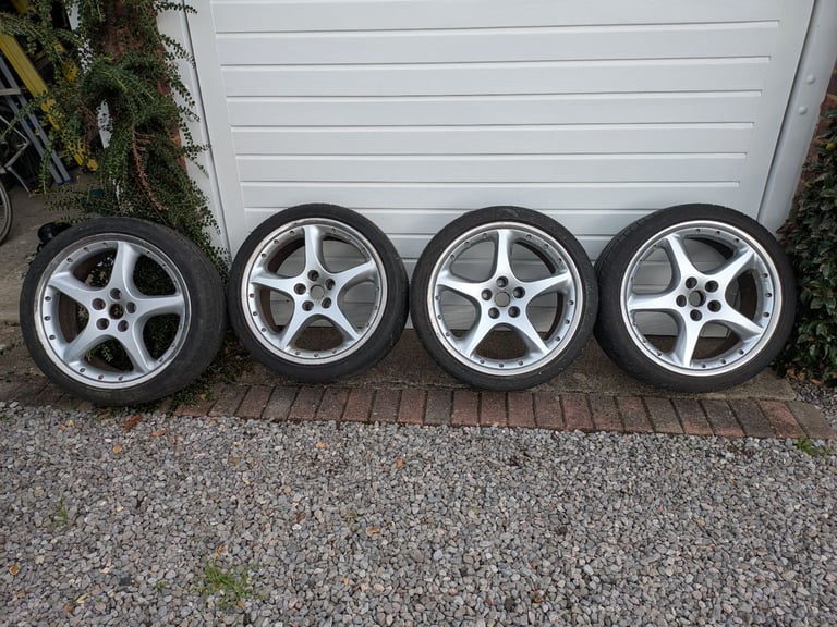 JAGUAR 20 INCH BBS 'DETROIT' ALLOY WHEELS AND TYRES  