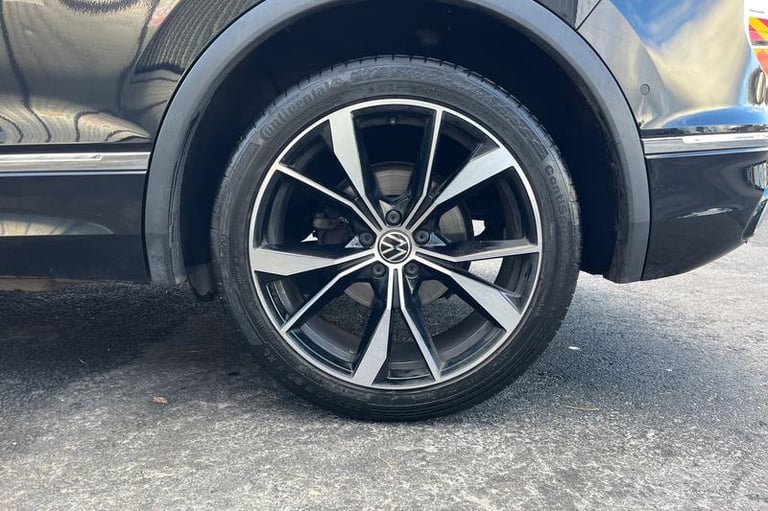 2022 Volkswagen Tiguan 2.0 TDI R-Line 5dr DSG ESTATE DIESEL Semi Automatic