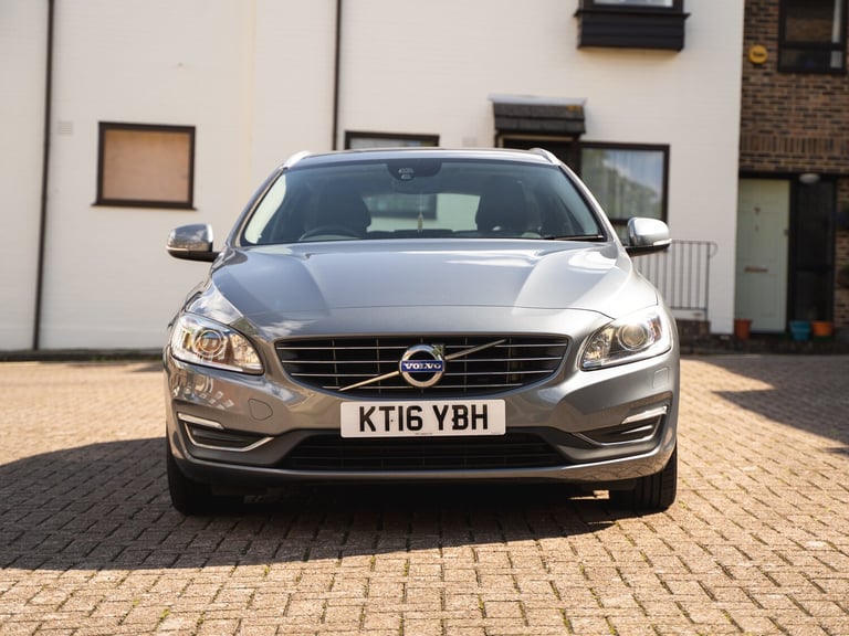2016 Volvo V60 D3 (150) SE Lux Nav 5dr Diesel