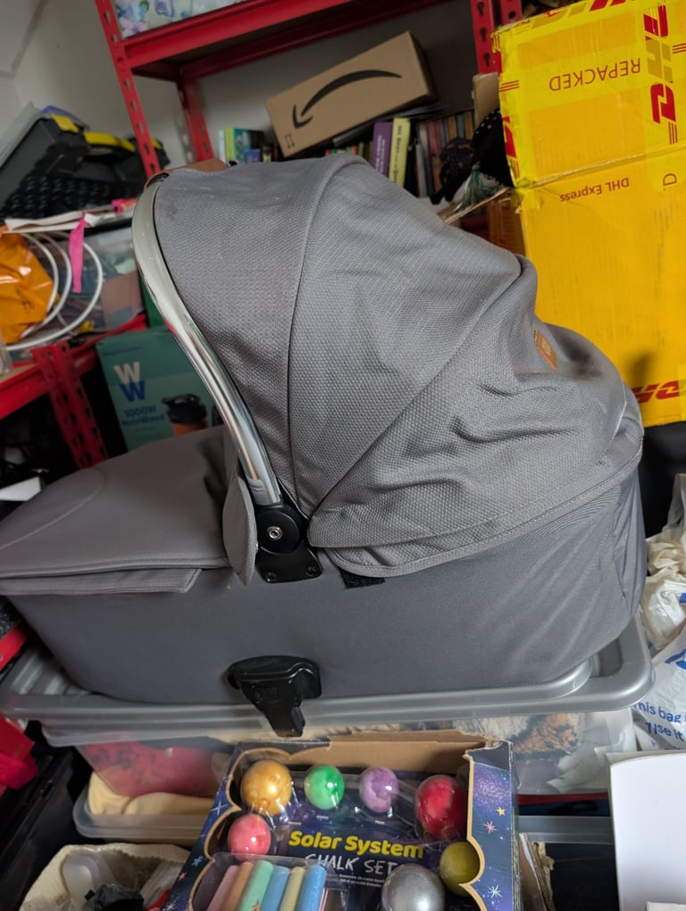 Baby carrier and comfy foot muff