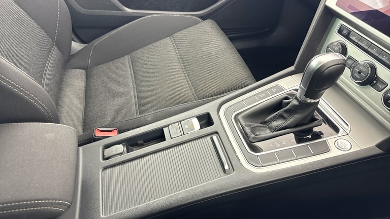 2019 Volkswagen Passat Se Business Tsi Evo Dsg Estate Petrol Automatic