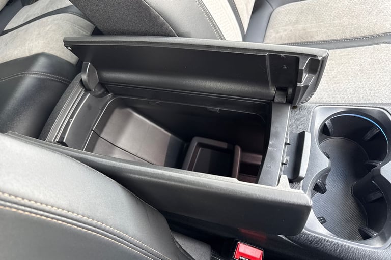 2021 Peugeot 3008 1.6 Hybrid4 300 GT 5dr e-EAT8 HATCHBACK PETROL/ELECTRIC Automatic