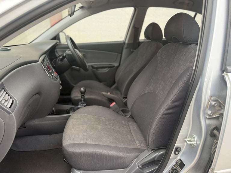 2010 Kia Rio 1.4 1 5dr HATCHBACK Petrol Manual