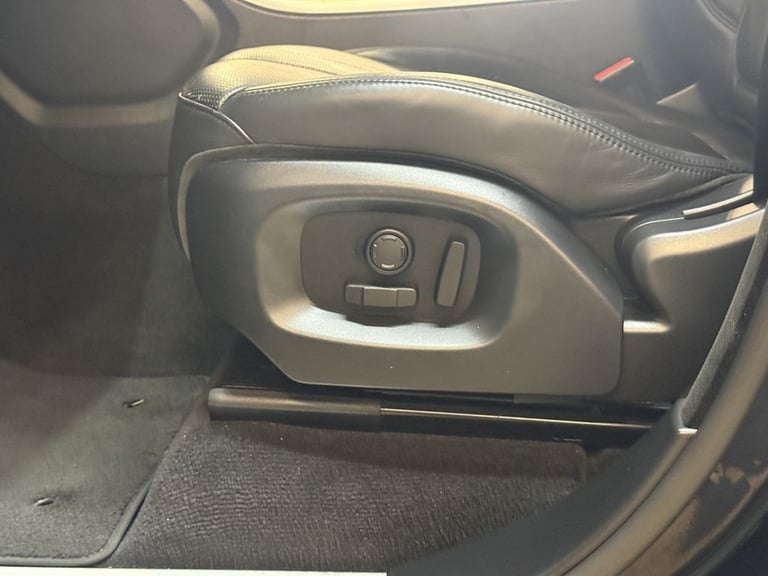 2015 Land Rover Range Rover Sport 3.0 SD V6 HSE SUV 5dr Diesel Auto 4WD Euro 6 (s/s) (306 ps) EST...