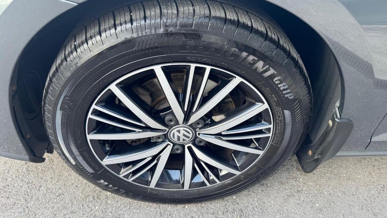 VOLKSWAGEN GOLF 1.5 TSI EVO SE Nav Euro 6 (s/s) 5dr 2018